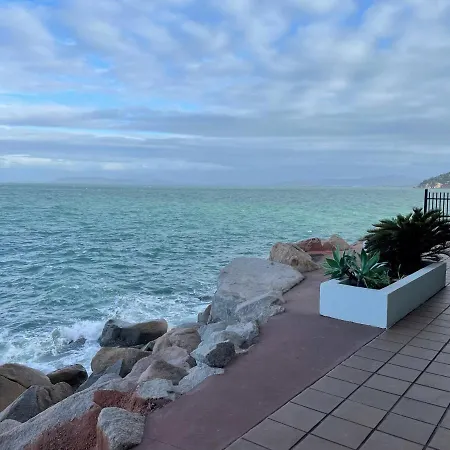 Bright Point 1308 At Magnetic Apartment Nelly Bay Exterior photo